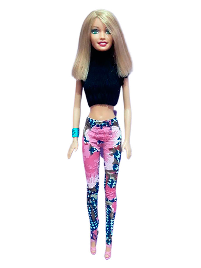 Combo de Roupinhas da Barbie e Ken (Misto) – Mundo de Maria